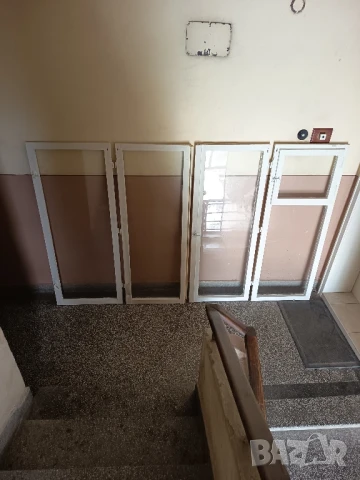 Дограма дървена със стъклата 16 броя, снимка 1