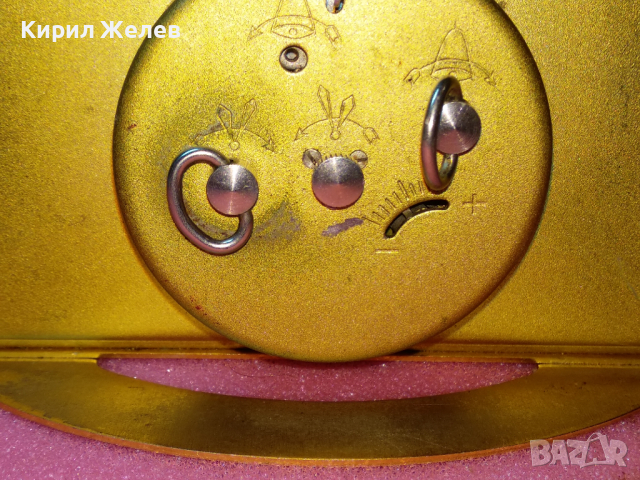 SLAVA MADE in USSR Стар РЯДЪК КОЛЕКЦИОНЕРСКИ РУСКИ БУДИЛНИК Мех. НАСТОЛЕН ЧАСОВНИК СЛАВА СССР 36435, снимка 7 - Антикварни и старинни предмети - 44538260
