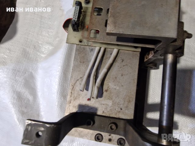 Приспособление Робот, снимка 5 - Резервни части за машини - 40273283