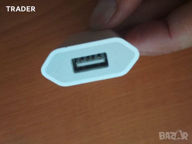 Зарядно устройство Apple iphone 5W USB POWER ADAPTER MD813, снимка 2 - Оригинални зарядни - 34265842