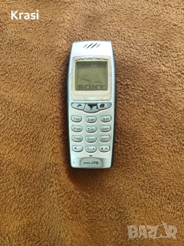 Мобилен апарат Sony j70