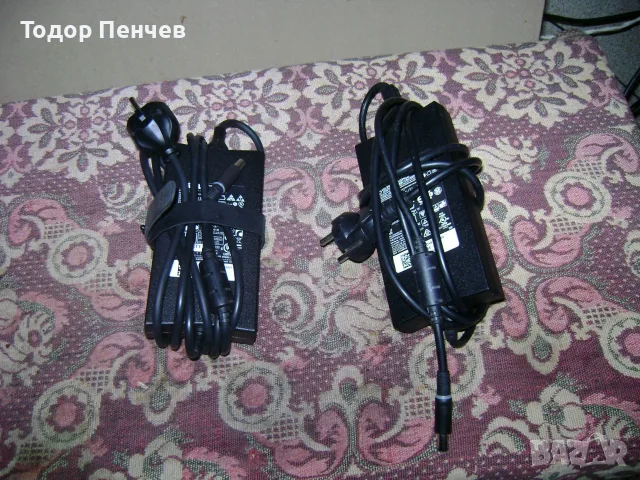 Две зарядни DELL 130W отлично запазени като нови, снимка 2 - Захранвания и кутии - 56135327