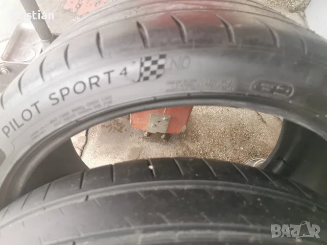 275 35 21 michelin 2бр, снимка 3 - Гуми и джанти - 48610587