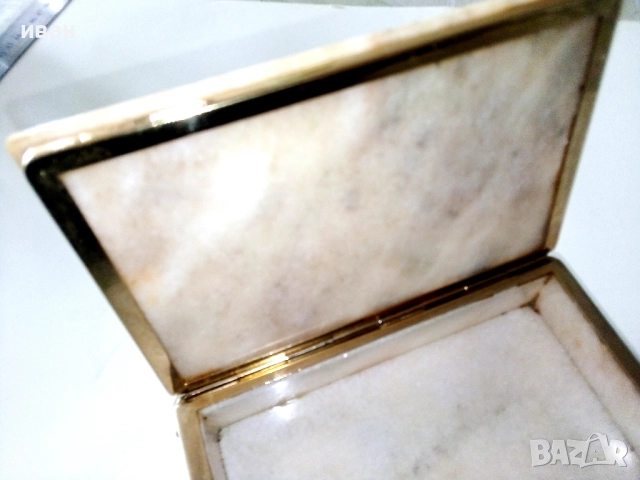 Стара мраморна кутия + голям масивен пепелник, снимка 8 - Антикварни и старинни предмети - 52921241