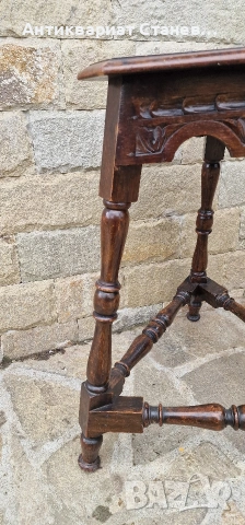 Уникална ъглова дървета масичка ръчна дърворезба, снимка 16 - Маси - 54082245