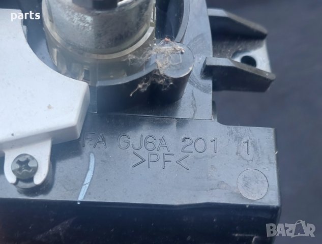 Централен Пепелник Мазда 6 - Gj6A201 N, снимка 4 - Части - 42170587