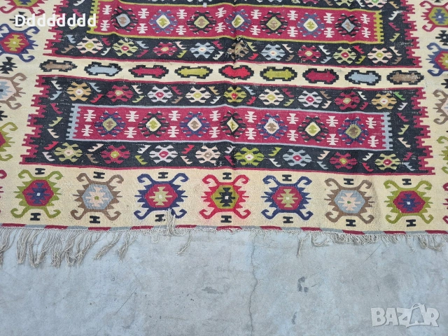 Стар Чипровски килим, снимка 2 - Антикварни и старинни предмети - 53292982