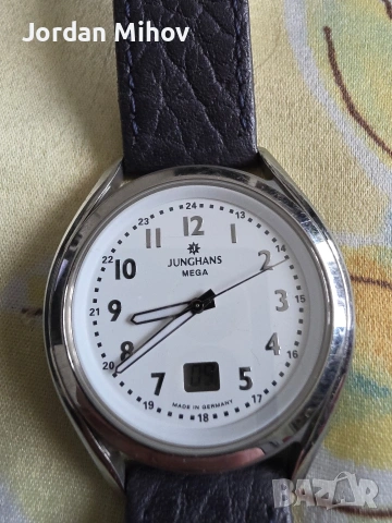 Часовник Junghans Mega – немски радио-контролиран, снимка 2 - Мъжки - 54142364