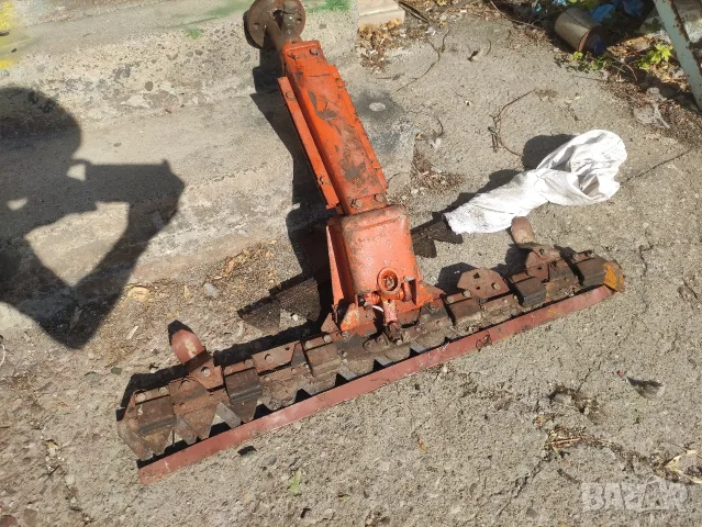 Палцова косачна греда за мотоблок Беларус МТЗ и МБ-90

​Описание:

Продавам палцова косачна греда за
