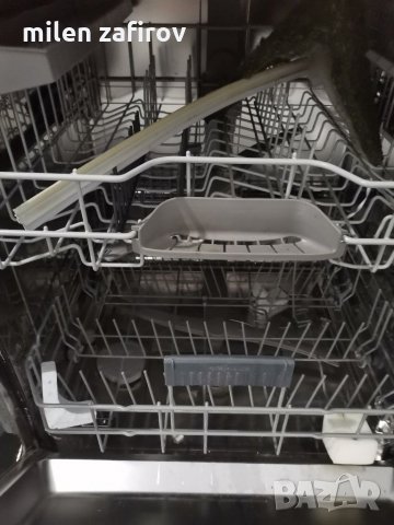 СъдомиялнаBosch инверторна 60см за части, снимка 4 - Съдомиялни - 29793960