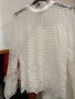 Блуза в бяло, снимка 1 - Блузи с дълъг ръкав и пуловери - 31195179
