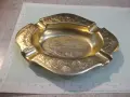 Пепелник метален с релефни орнаменти, снимка 2