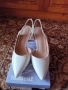 Бели обувки с висок ток, снимка 1