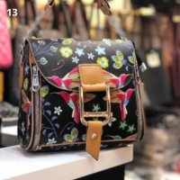 Страхотна дамска чанта в модерен дизайн налична в 16 цвята, снимка 16 - Чанти - 44367597
