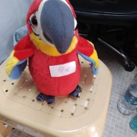 Продавам говорещ папагал, снимка 1 - Музикални играчки - 38624481