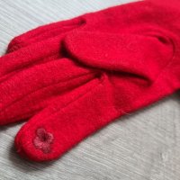 Нови уникални дамски зимни червени ръкавици с косъм на намаление , снимка 2 - Ръкавици - 37993278