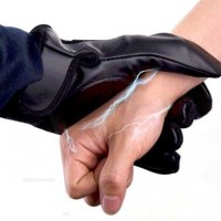 Ръкавици с ток за самоотбрана, снимка 1 - Бойно оръжие - 39878768