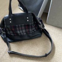 Esprit чанта с дълга дръжка, снимка 3 - Чанти - 31199629