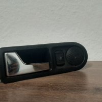 Задна лява  дръжка на вратата  за VW Pass, снимка 1 - Части - 36900069