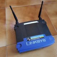 Рутер LINKSYS WRT54GL, снимка 3 - Рутери - 30003148