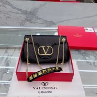 Чанта VALENTINO (28 x 15 см) - реплика, снимка 1 - Чанти - 38606796