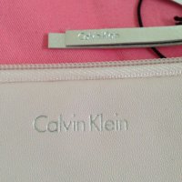 CALVIN KLEIN-нов клъч/несесер Келвин Клайн-22 см. x 16 см. & с парфюмна мостра CALVIN KLEIN, снимка 3 - Чанти - 25975865