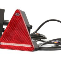 Триъгълен ЛЕД LED стоп за ремарке 12-24V 16 диода , Полша , снимка 3 - Аксесоари и консумативи - 35302228
