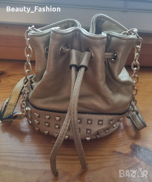 Златиста малка раничка, снимка 1