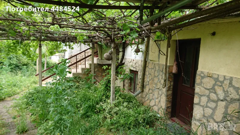 Продавам къща в с. Крушуна, снимка 1