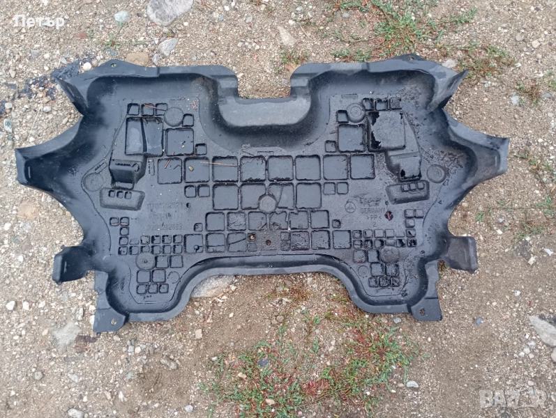 Кора под двигателя Mercedes E class W211 2002-2009г, снимка 1