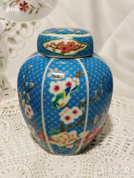 японски порцеланов буркан , снимка 1
