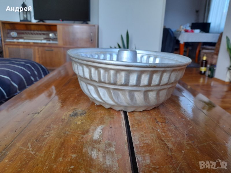 Стара алуминиева форма за кекс #8, снимка 1