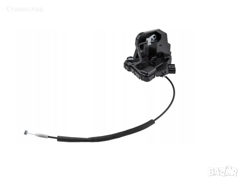  Hyundai i20 МК2 Брава за предна лява врата , снимка 1