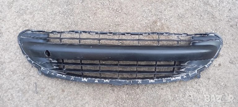 Решетка предна броня Peugeot 207, снимка 1