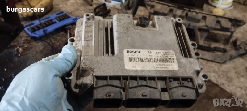 Компютър двигател 0 281 011 776 Renault Scenic II 19DCI - 100лв, снимка 1