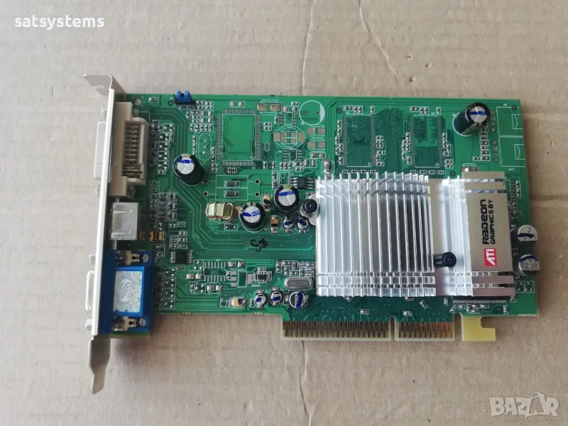 Видео карта ATi Radeon Sapphire 9600SE Edition 128MB DDR 64bit AGP, снимка 1