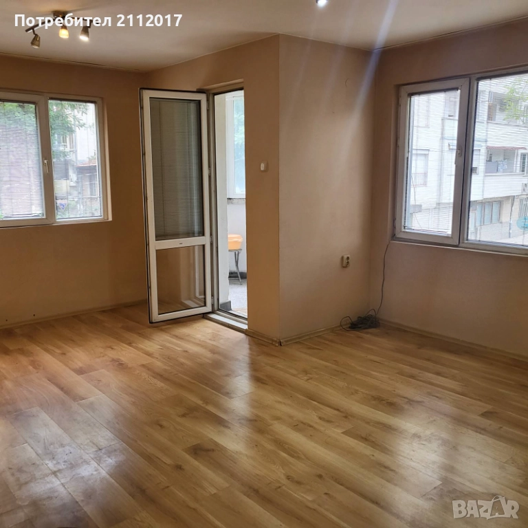 3-стаен апартамент, тухла, Кършияка, снимка 1