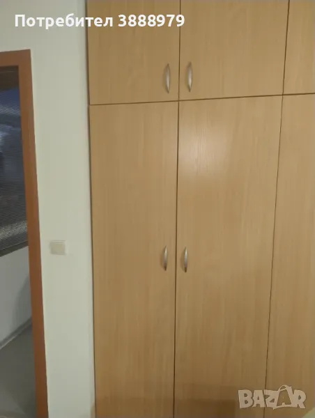 Продавам двукрилен гардероб с надстройка , снимка 1