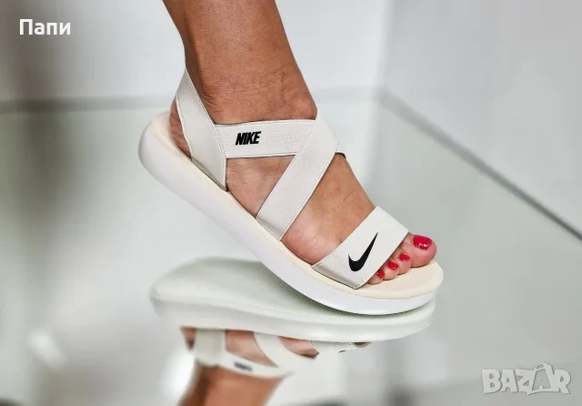 Дамски сандали Nike в бяло, снимка 3 - Сандали - 56171228