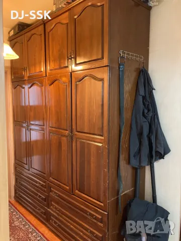 4-Крилен Гардероб с надстройка  190-СМ Х 240-см Х 60-смм  RETRO VINTAGE LOOK  , снимка 4 - Гардероби - 50051911