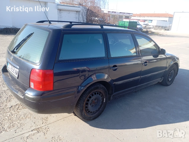 Vw Pasat b5 1.6 Бензин, снимка 4 - Автомобили и джипове - 53037532