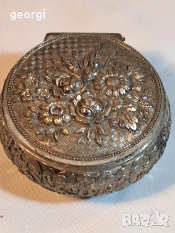 ретро японска метална кутия за бижута 32/3