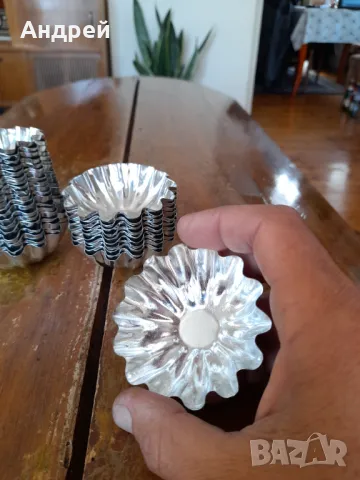 Стари форми за сладки,мъфини #12, снимка 4 - Други ценни предмети - 47737767