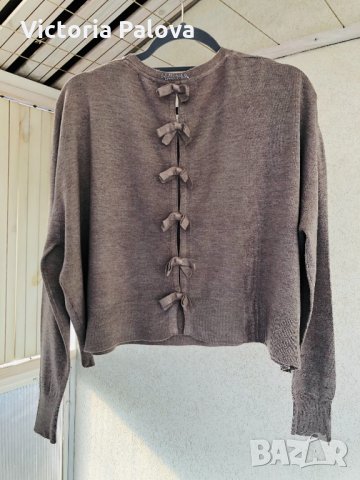 Интересен дизайн блуза кроп NAAMA PRINCESS 👸 , снимка 1 - Блузи с дълъг ръкав и пуловери - 31952160