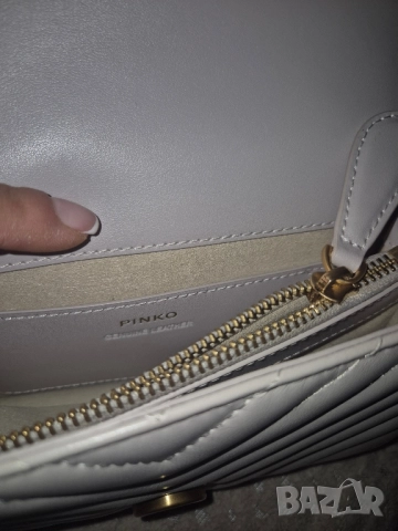 Pinko чанта оргинал, снимка 14 - Чанти - 52495518
