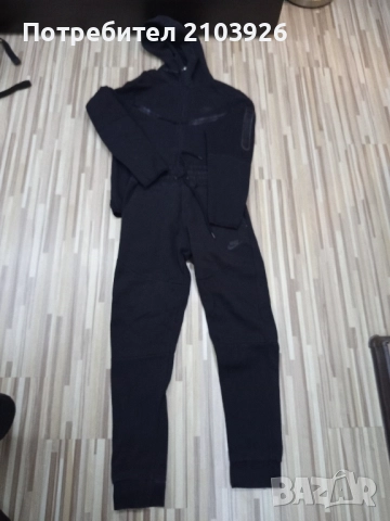 Комплект NIKE TECH , размер S,цена 50лв, снимка 5 - Спортни дрехи, екипи - 51863211