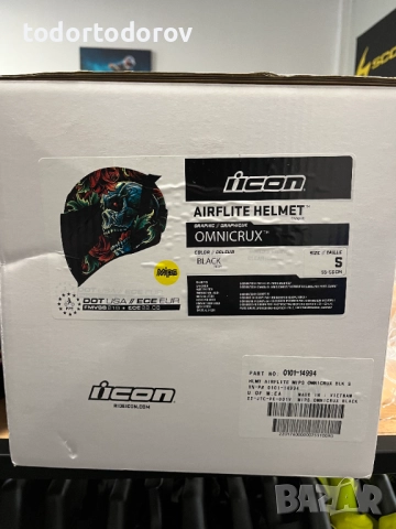 Мото каска ICON AIRFLITE Omnicrux ,S 55-56см. два визьора,като нова, снимка 7 - Аксесоари и консумативи - 51936098