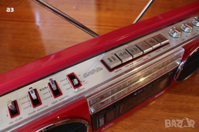 Купувам Sharp GF-7 / Sharp QT-7, снимка 3 - Радиокасетофони, транзистори - 31369071