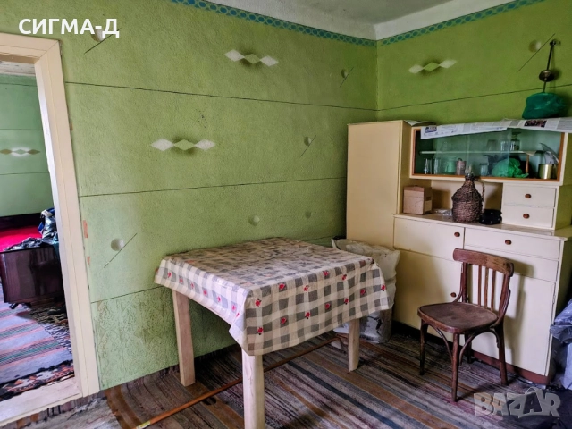 Къща голям двор в с. Пленемир , снимка 3 - Къщи - 52562625