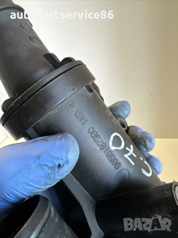 Корпус на термостат за Volvo C70 Convertible 2.0D (2008) 9656182980, снимка 2 - Части - 54027842